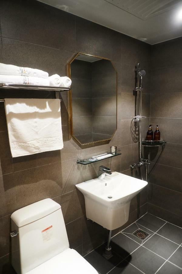 Urban Stay 103 Seoel Buitenkant foto