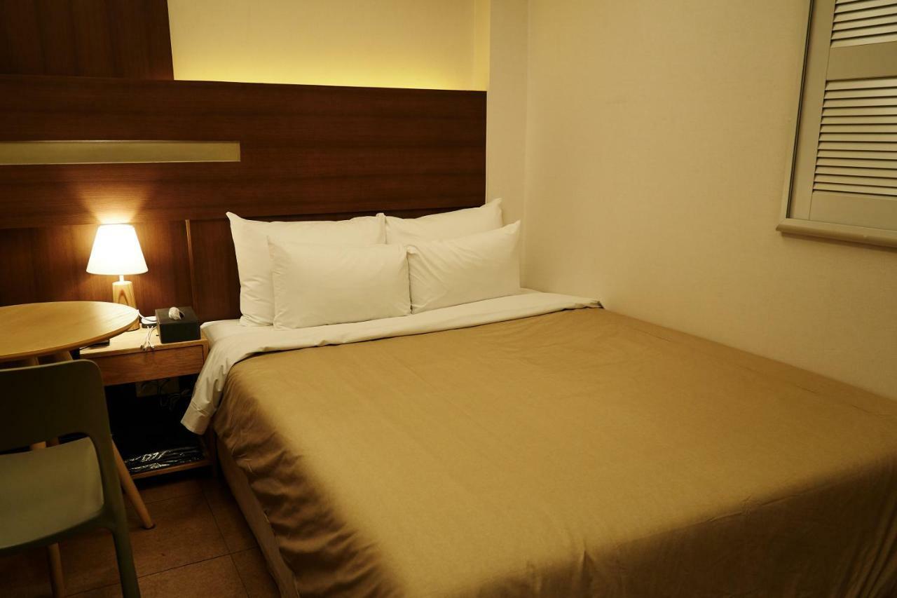 Urban Stay 103 Seoel Buitenkant foto