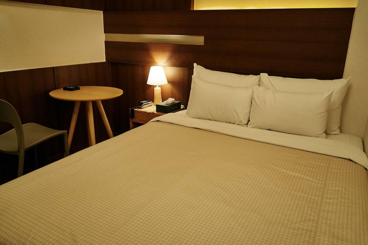 Urban Stay 103 Seoel Buitenkant foto